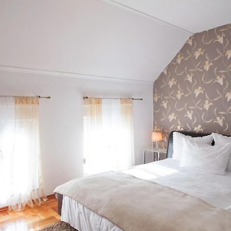 Vila Rosa Vukovar Bed & Breakfast Bagian luar foto