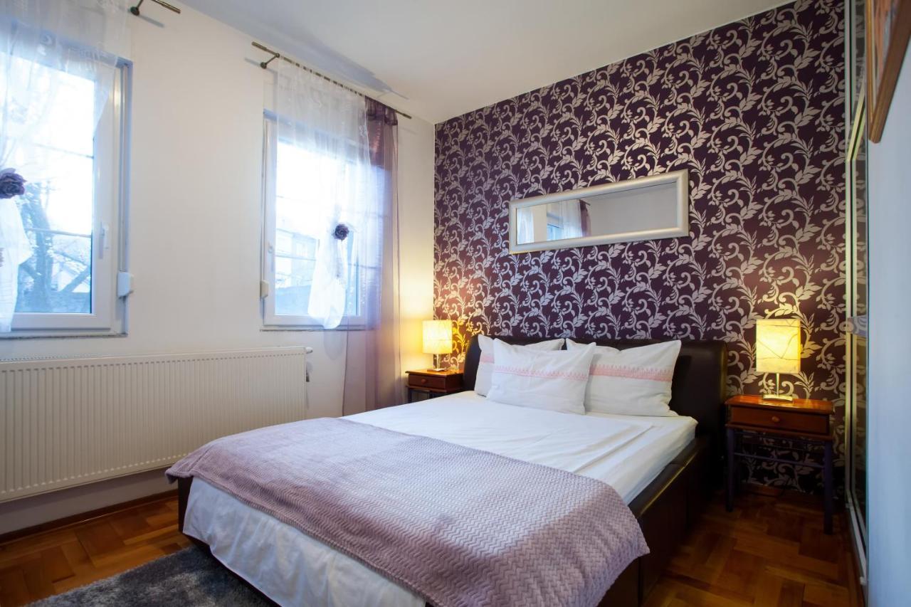 Vila Rosa Vukovar Bed & Breakfast Bagian luar foto
